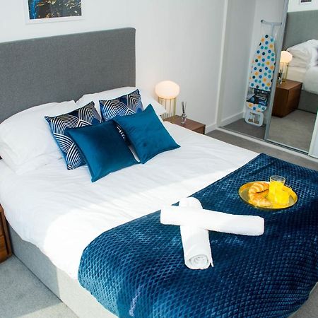 Exoticstay Apartments - Ultra Luxe Top Floor Suite - City Centre Apartment With Cube View - Smart 4K Tv With Ultrafast Wifi & Netflix Birmingham Kültér fotó