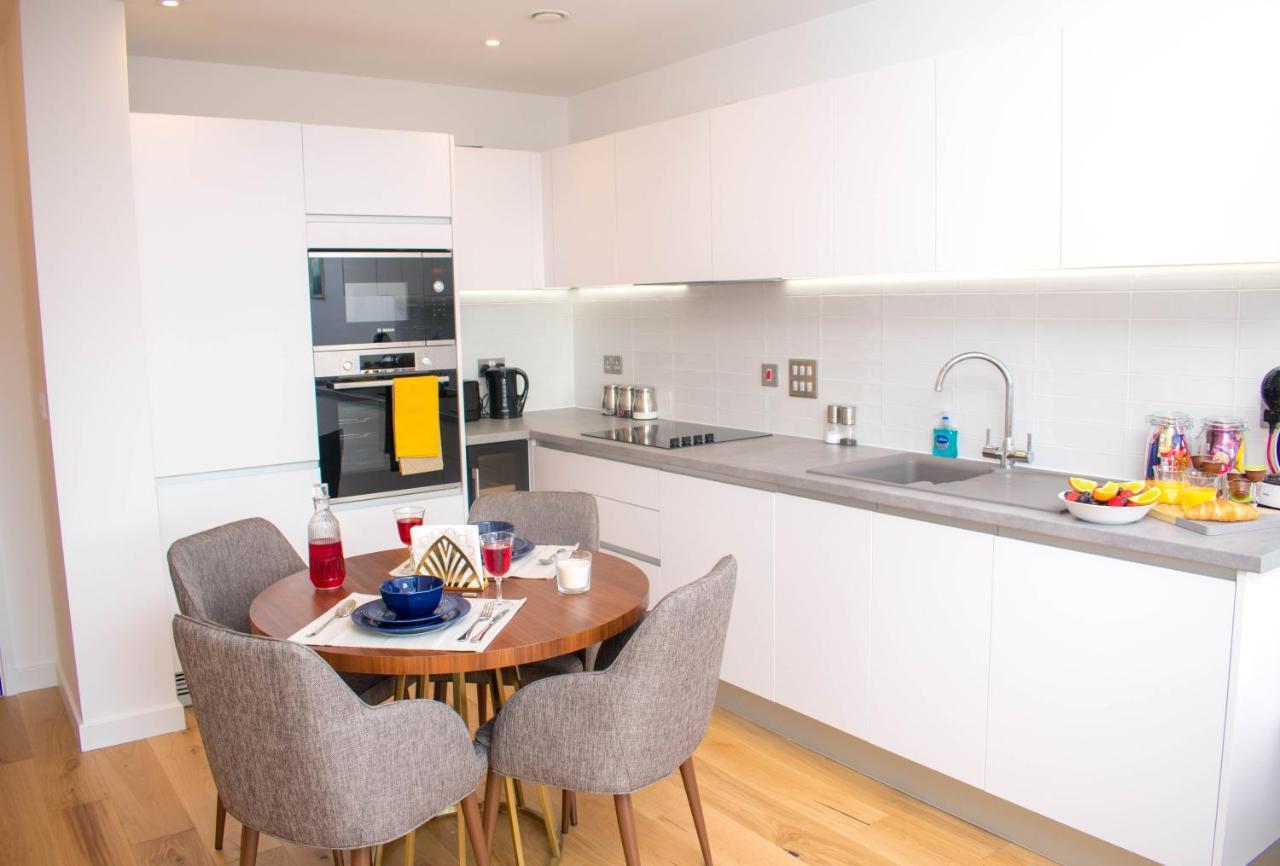 Exoticstay Apartments - Ultra Luxe Top Floor Suite - City Centre Apartment With Cube View - Smart 4K Tv With Ultrafast Wifi & Netflix Birmingham Kültér fotó