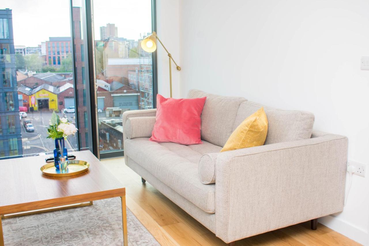 Exoticstay Apartments - Ultra Luxe Top Floor Suite - City Centre Apartment With Cube View - Smart 4K Tv With Ultrafast Wifi & Netflix Birmingham Kültér fotó